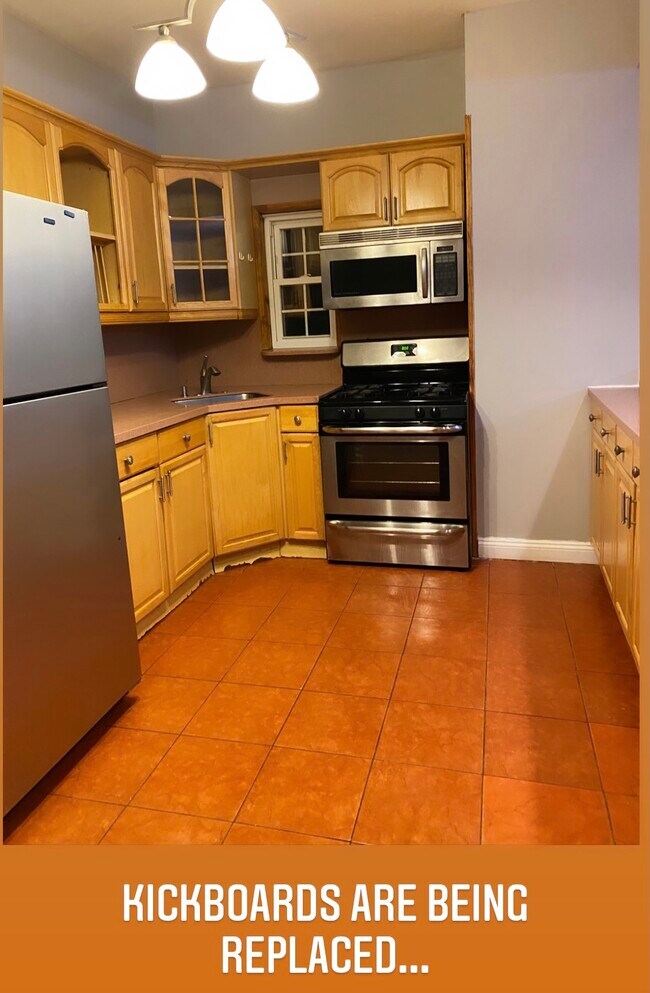 Kitchen - 11104 14th Ave