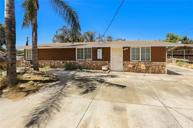 Primary Photo - 8868 Tangelo Ave
