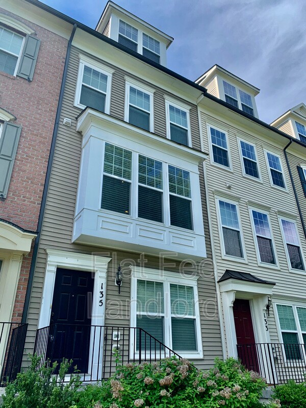 135 Prado Ln, Clarksburg, MD 20871 Townhome Rentals in Clarksburg MD