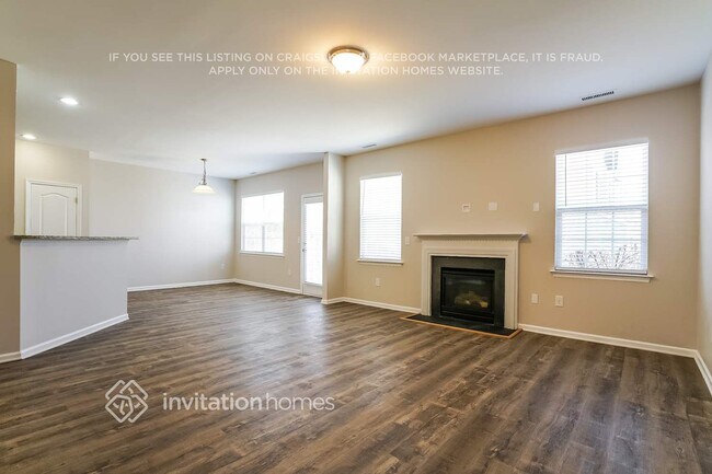 Foto del edificio - 3700 Morman Springs Ln