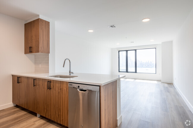 1BR 1BA - 830SF - 1415 Manhattan