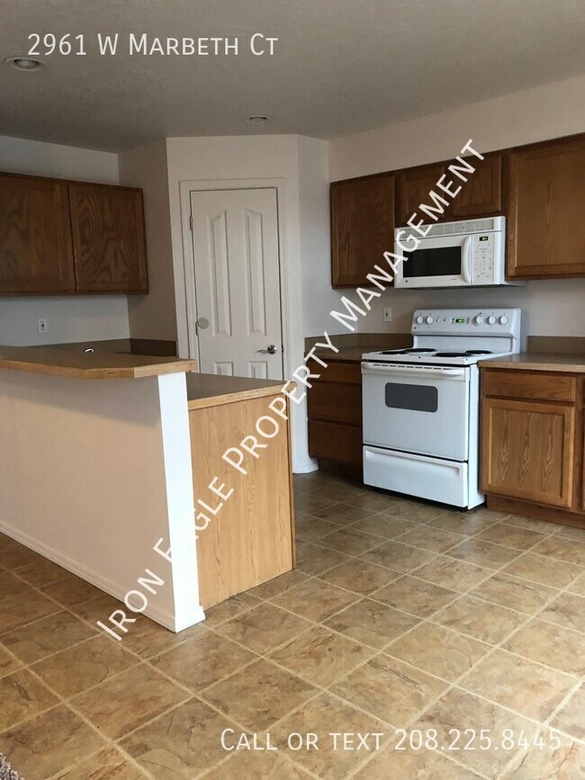 Foto del edificio - 2961 W Marbeth Ct