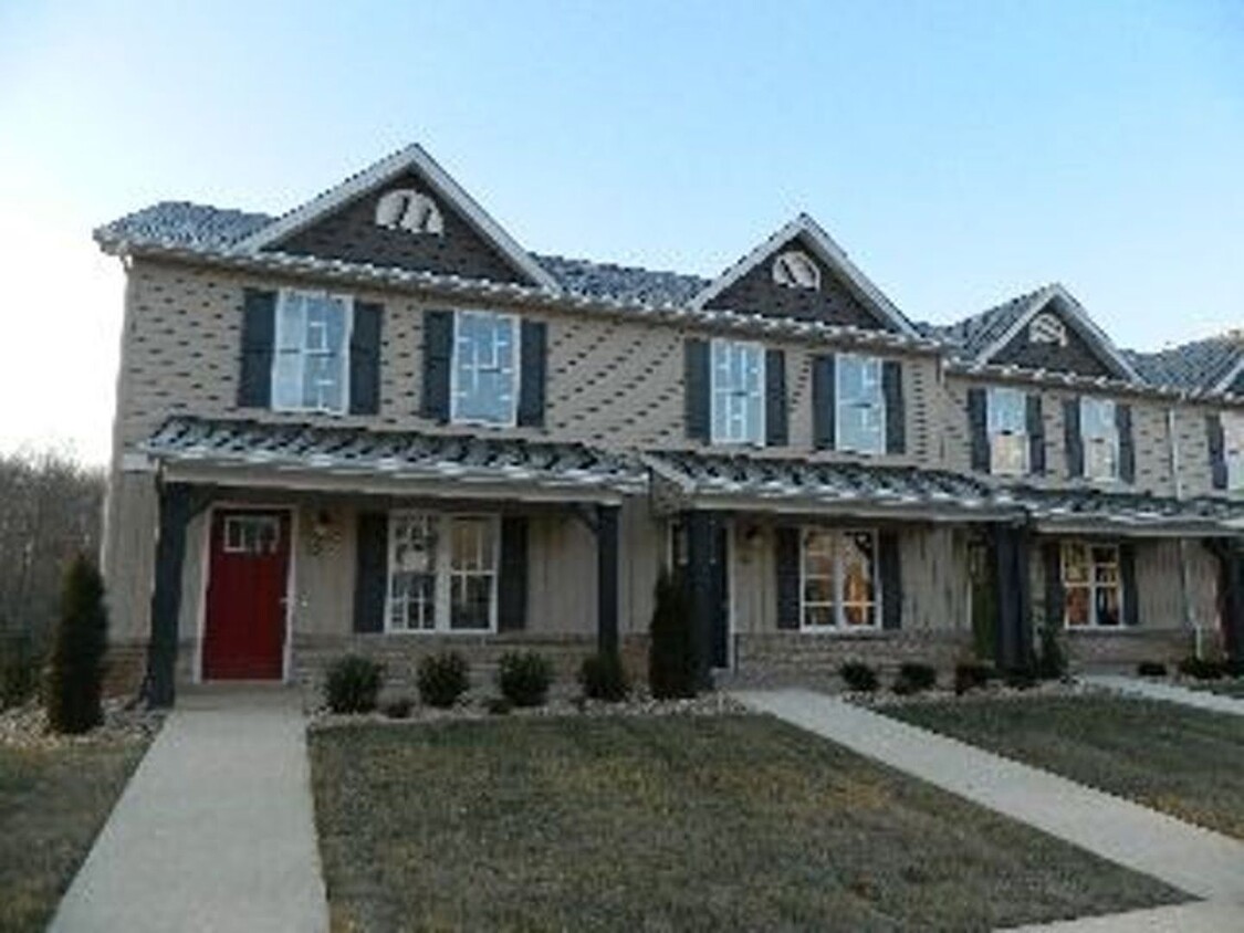 Foto principal - Tavern Grove Townhome in Campbell County