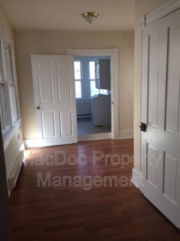 320 Wolfe St Unit C, Fredericksburg, VA 22401 Condo for Rent in