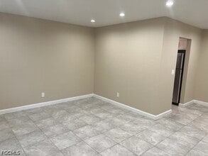 Building Photo - 4234 Pine Drop Ln