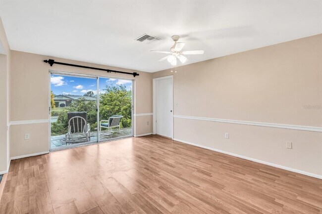 Building Photo - 1311 Cambridge Dr