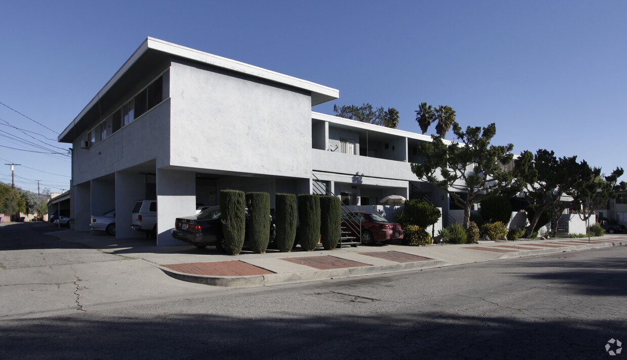 Building Photo - 6433 Shirley Ave