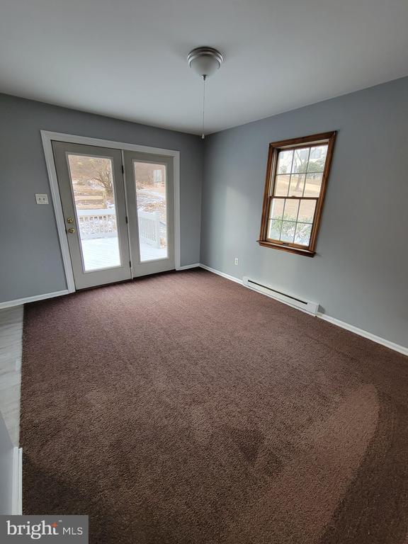 Building Photo - 320 Troutman Rd