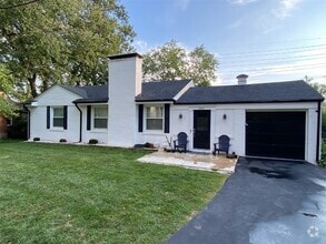 Building Photo - 9530 Park Ln