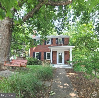 Building Photo - 855 N Larrimore St