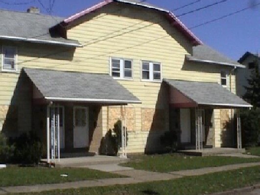 Exterior frontal - 451-457 23rd St