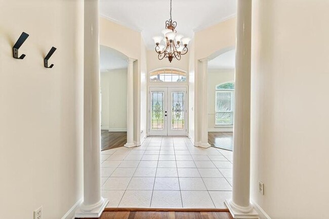 Building Photo - 2461 Southern Links Dr