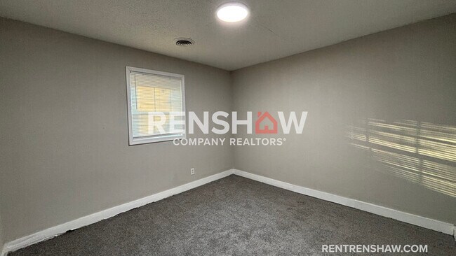 Foto del edificio - 1911 Quinn Ave