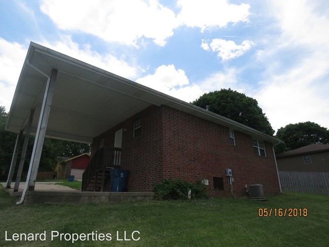 Building Photo - 2 br, 1 bath House - 1107 Becky Ln