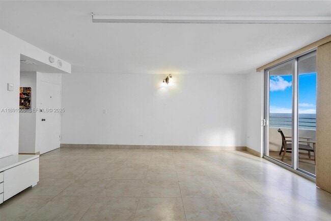 Building Photo - 5555 Collins Ave