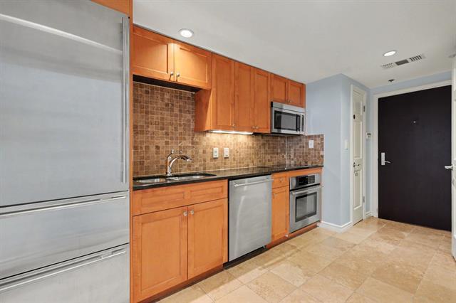 Foto del edificio - 5909 Luther Ln