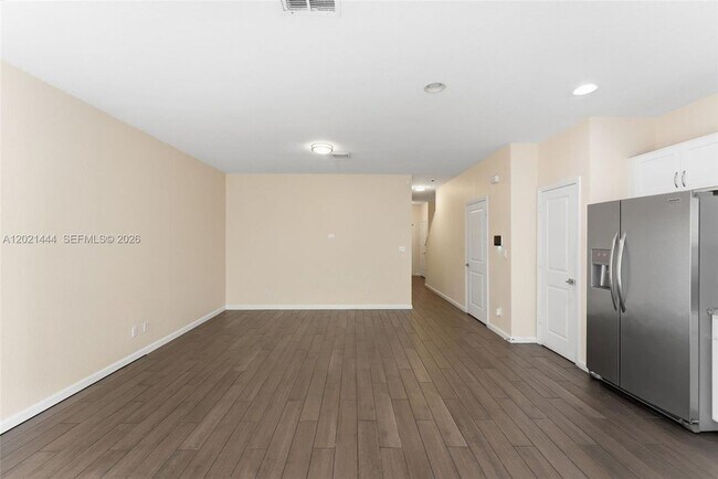 Building Photo - 4032 NW 11th St