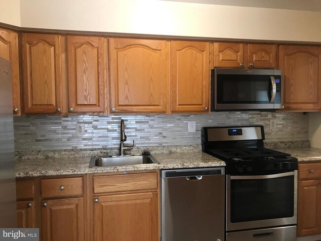 Foto del edificio - 7608 Heritage Dr