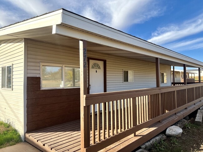 Building Photo - 272 E 200 S