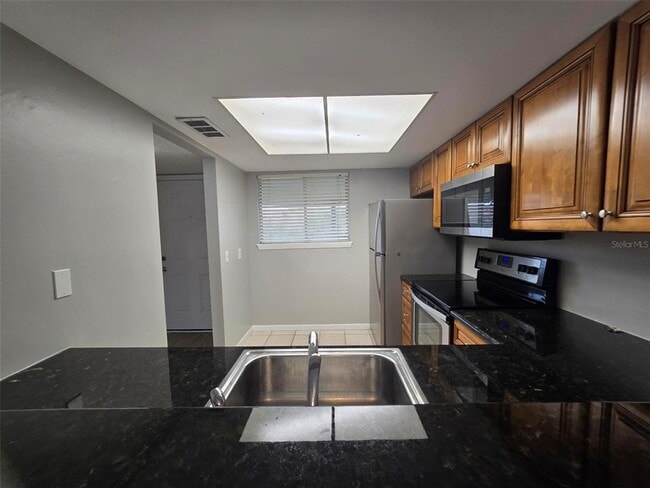 Building Photo - 6312 Newtown Cir