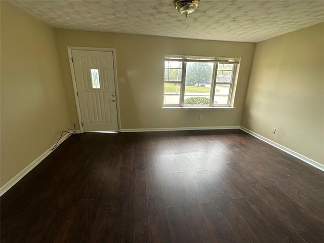 Foto del edificio - 3905 Miller Rd