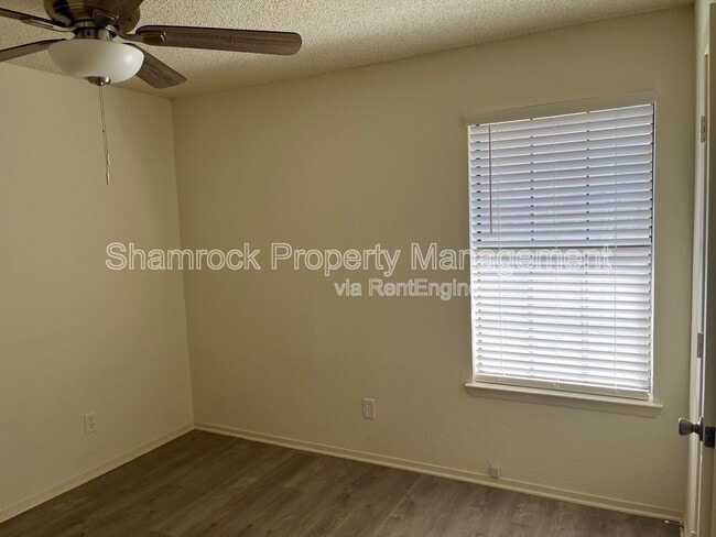 Building Photo - 10709 Apache Dr