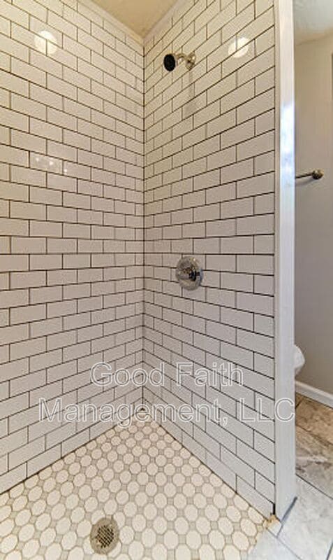 Foto del edificio - 1007 Hogan St