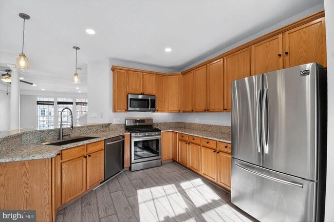 Building Photo - 16567 Bramblewood Ln