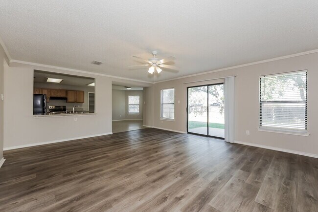 Building Photo - 2101 Delaford Dr