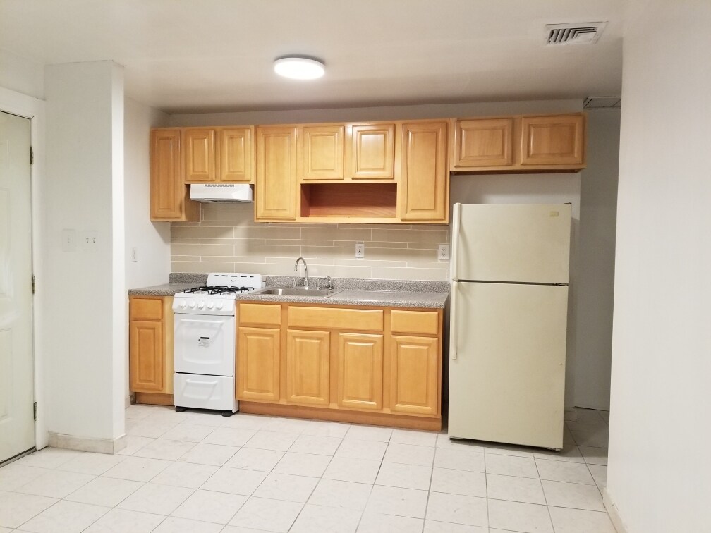 Primary Photo - 710 73rd St