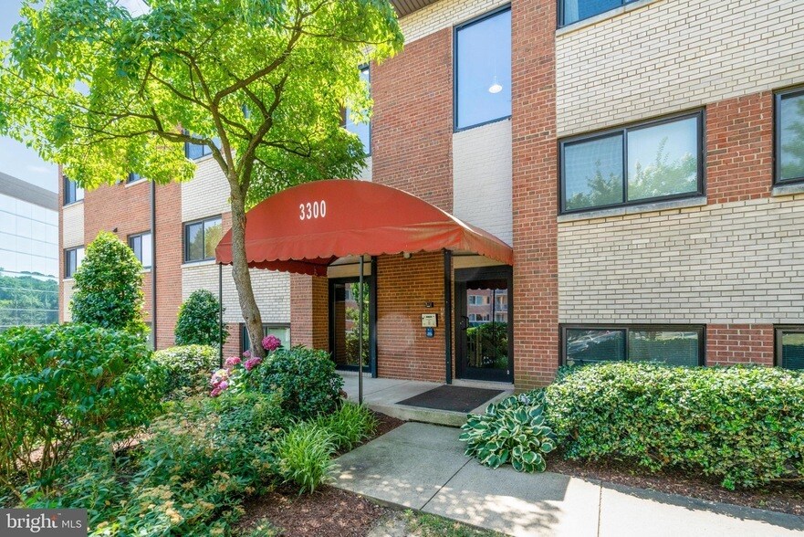 Foto principal - 3300 S 28th St