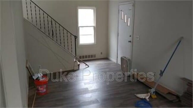 Building Photo - 120 Garfield St