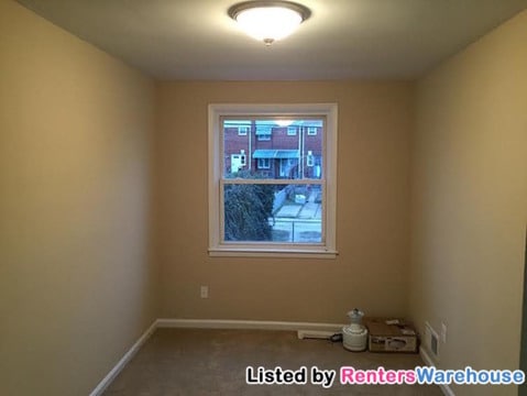 Building Photo - 2066 Jasmine Rd