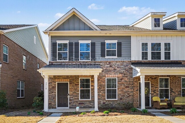 Photo - 7718 Nelson Rd Townhome