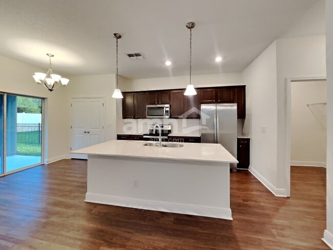 Foto del edificio - 22399 Bellini Cir