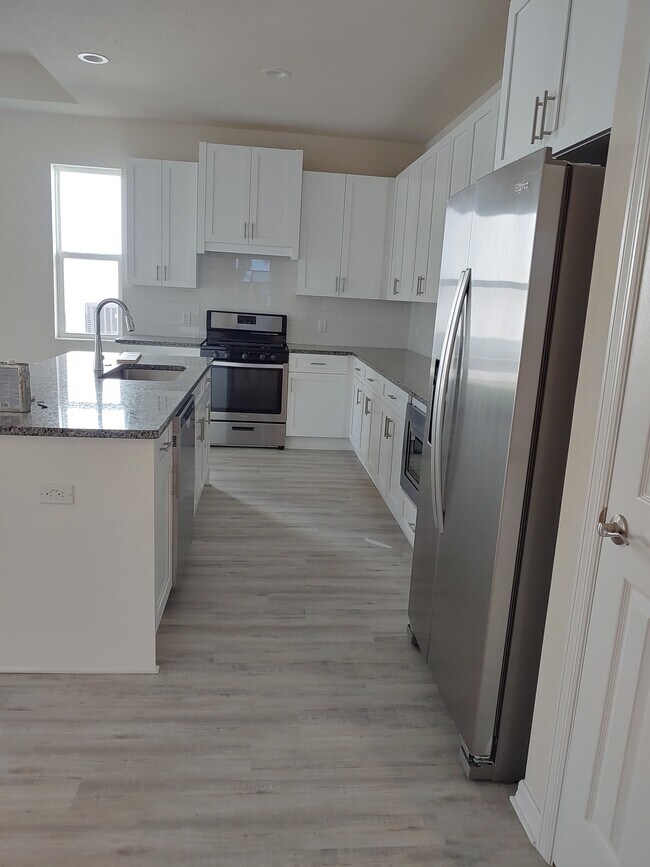 Foto del edificio - 2082 Paragon Cir W