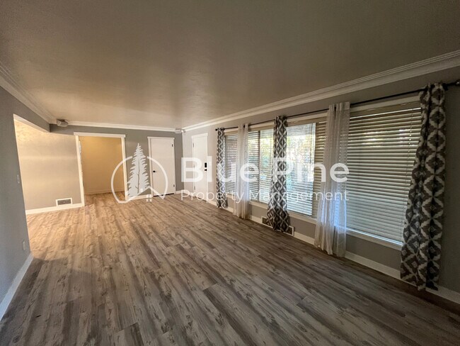 Foto del edificio - 175 W 17th St