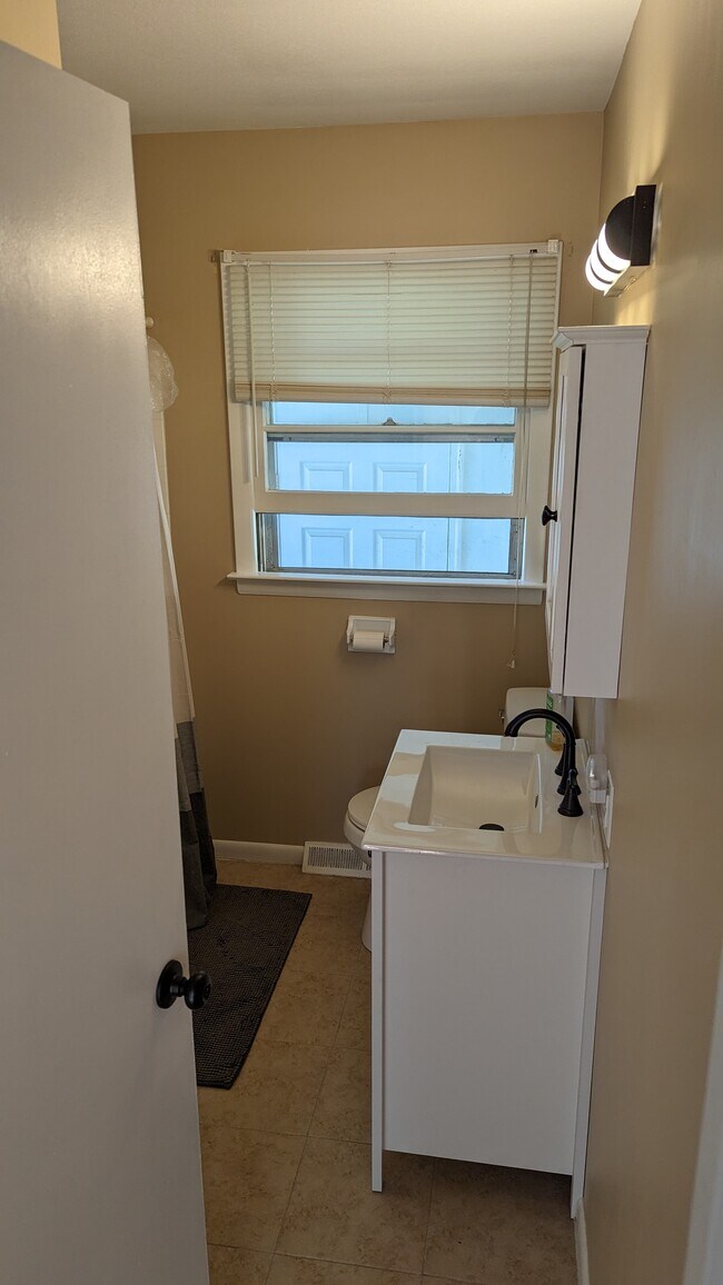 Foto del edificio - 732 Fairview Rd