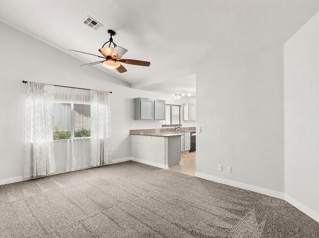 Foto del edificio - 5422 Iberville St