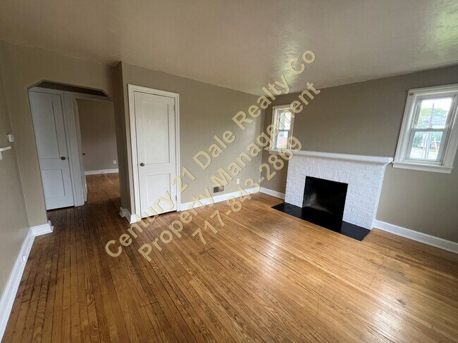 Foto del edificio - 3 BR 1 Bath Home in Central York School Di...