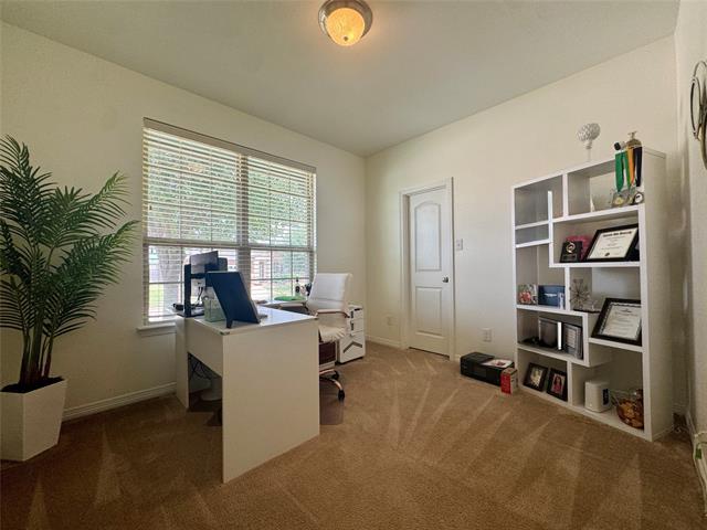 Foto del edificio - 9304 Moon River Dr