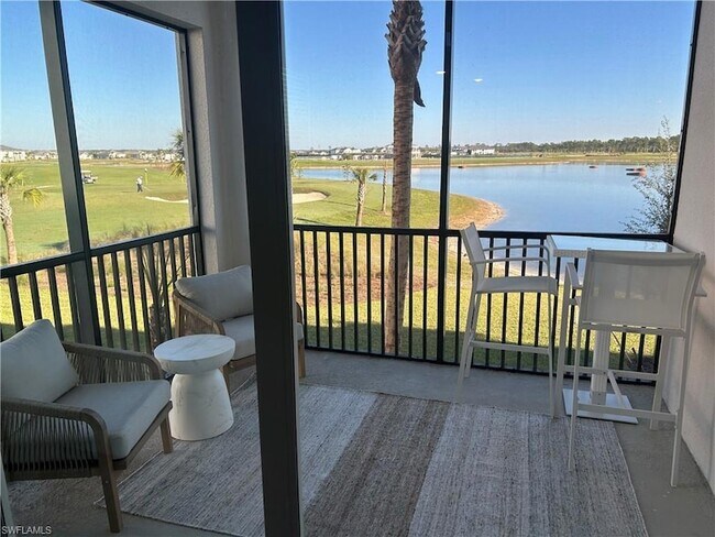 Foto del edificio - 15375 Green Acres Avenue Unit 2221