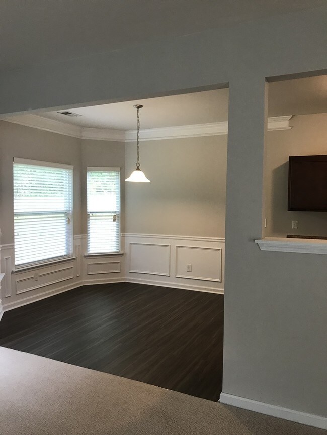 Foto del edificio - 2456 Quincy Loop