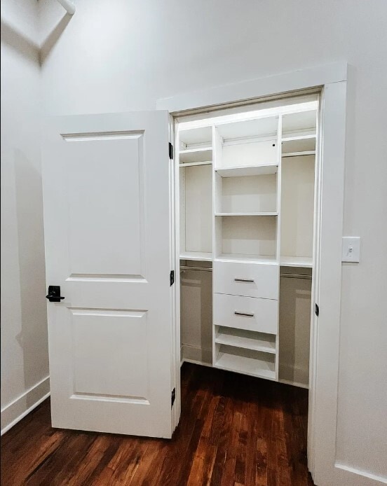 Foto del edificio - Happy Holler