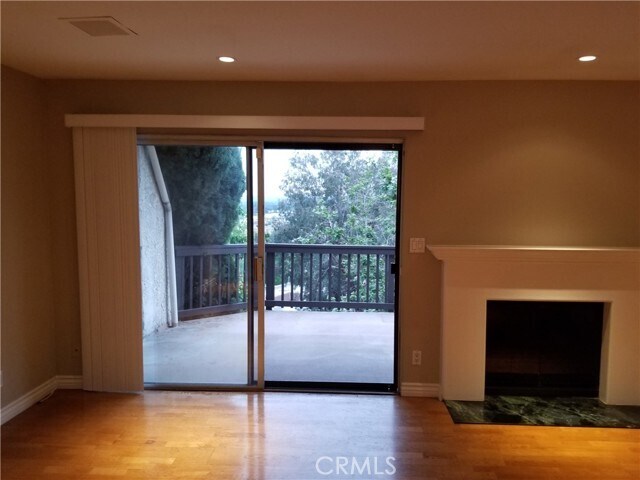 Building Photo - 15630 Viewridge Ln