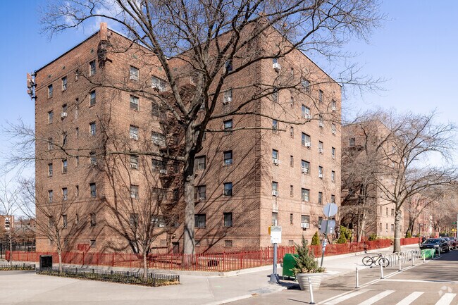 Building Photo - 7801 34th Ave
