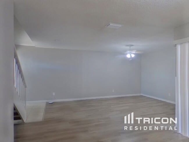 Building Photo - 4715 Grove Point Dr