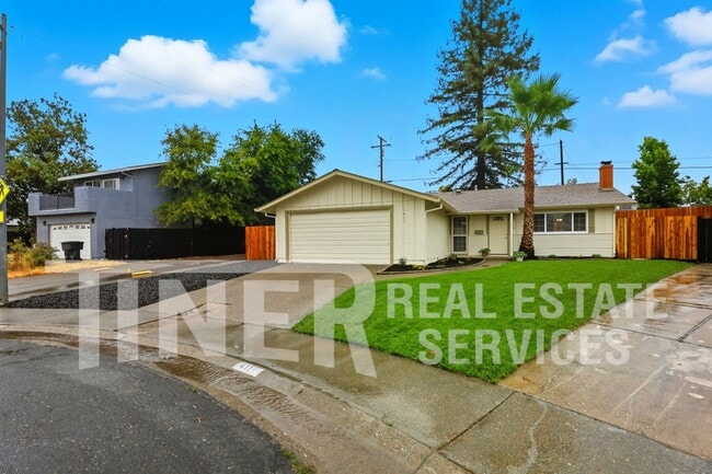 Building Photo - 1411 Michael Way