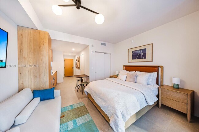 Foto del edificio - 11 NE 6th St