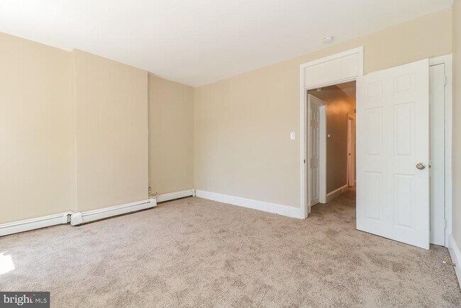 Foto del edificio - 5031 Homestead St